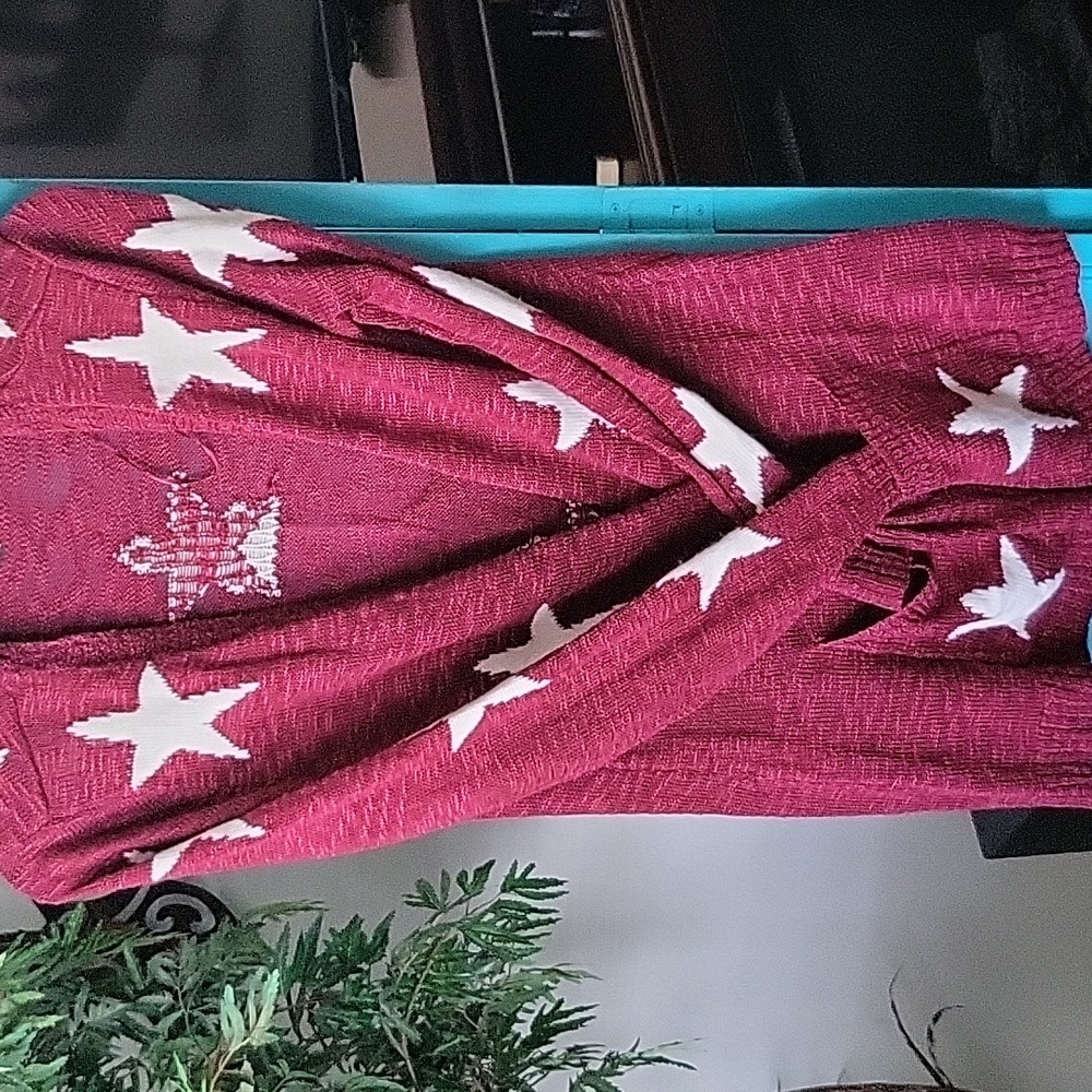 Sweater - Picture 7 of 8